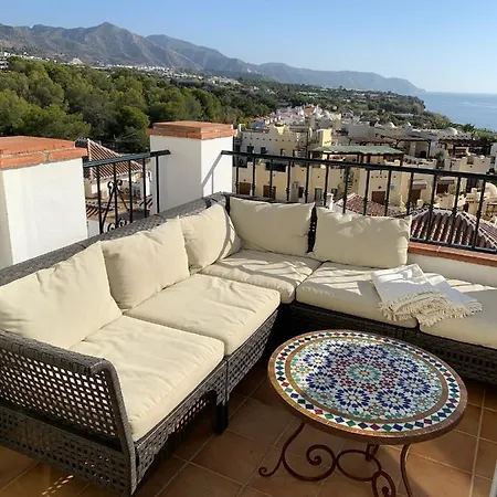Апартаменти Playa Burriana, Stor Terass, Havsutsikt, Pool Нерха
