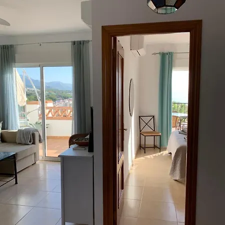 Апартаменти Playa Burriana, Stor Terass, Havsutsikt, Pool Нерха