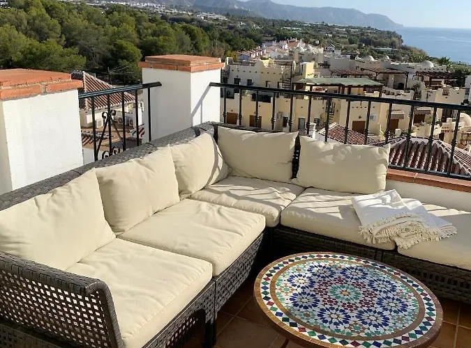 Apartment Playa Burriana, Stor Terass, Havsutsikt, Pool Nerja